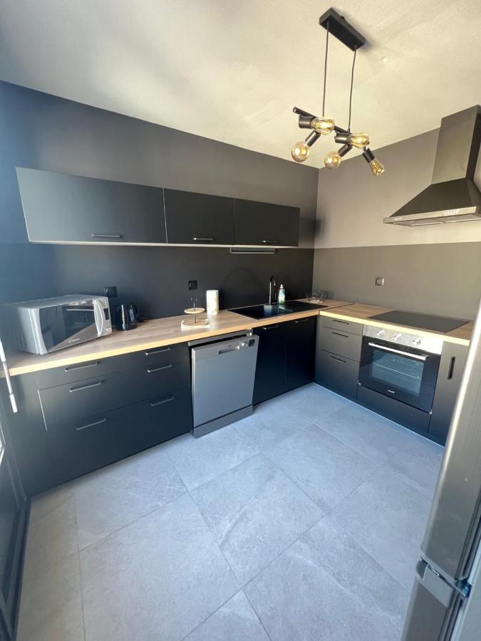 Appartement Haut Standing Proche Du Centre Ville, Vue Sur La Cathedrale Saint Louis Blois Exterior photo
